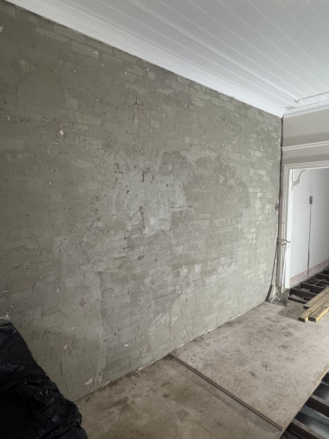 Internal wall re-rendered